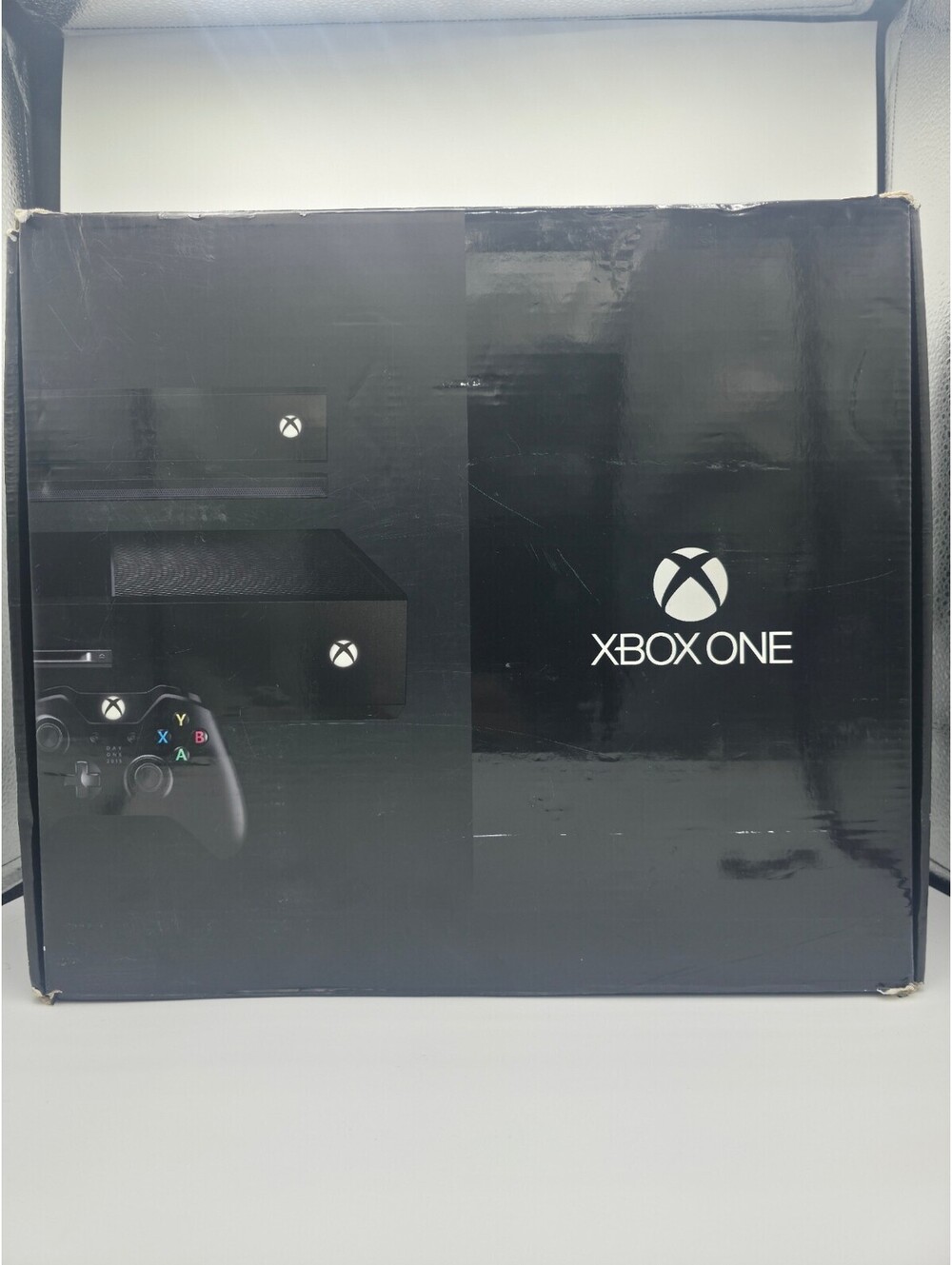 Xbox One with Kinect [Day One Edition] Xbox One